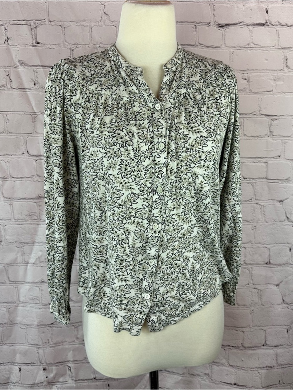 Lucky Brand boho Floral Button-Front Shirt women S neutral cottage feminine